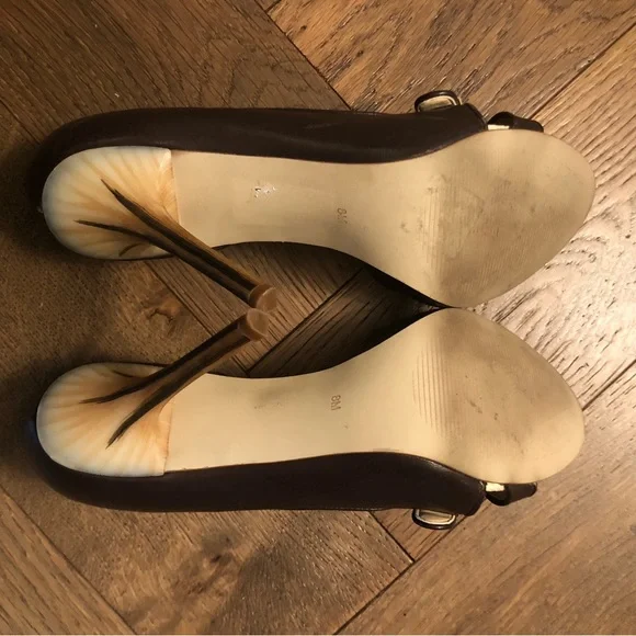 Gorgeous Womens Guess High Heels - Picture 9 of 12